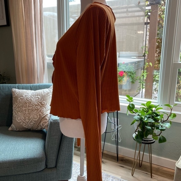 Urban Outfitters Leila ribbed tie-front long sleeve top size 3X - Picture 8 of 14